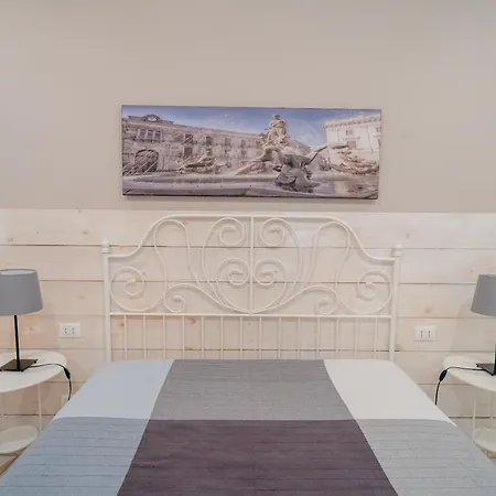 Syracuseapartments Il Piave Di Siracusa Per 6 Persone Vicino Ad Ortigia A 200m Dal Mare בית נופש סירקוזה