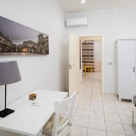 Syracuseapartments Il Piave Di Siracusa Per 6 Persone Vicino Ad Ortigia A 200m Dal Mare בית נופש *