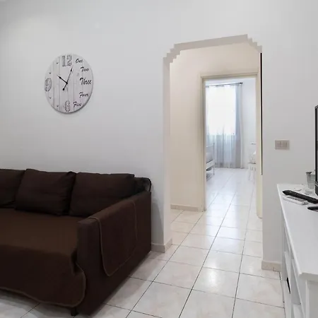 Syracuseapartments Il Piave Di Siracusa Per 6 Persone Vicino Ad Ortigia A 200m Dal Mare
